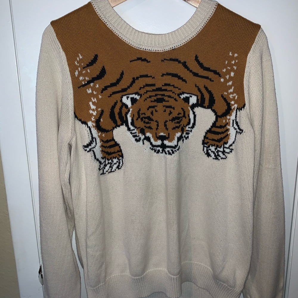 Forever 21+ Tiger Sweater 🐯